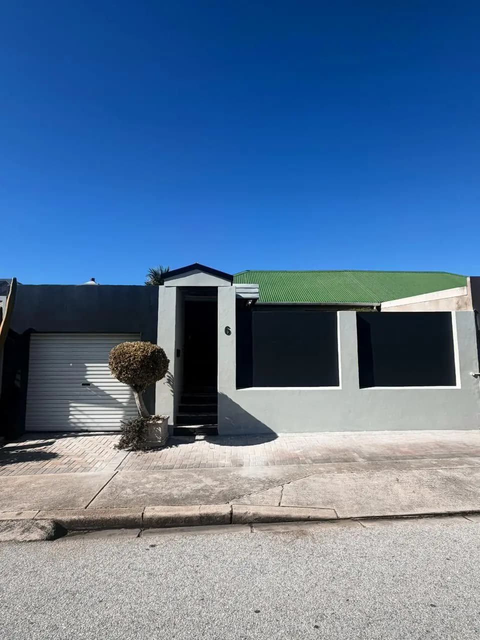 Freshly repainted exterior of a home in Humerail, Gqeberha, after completion by Under Pressure (1 of 2)